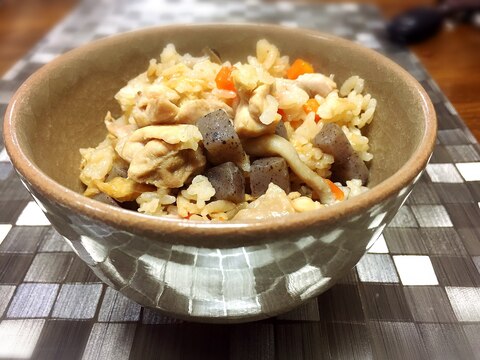 かやくご飯★鶏もも肉具だくさん